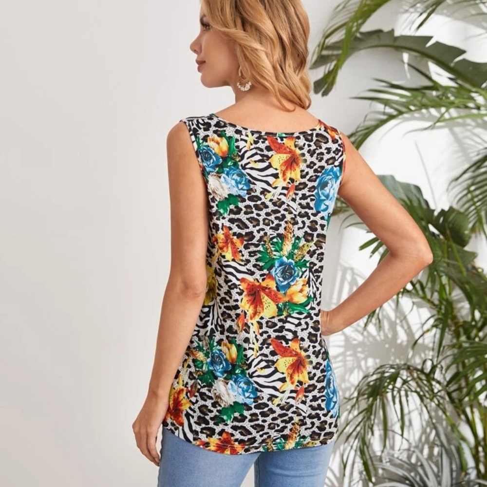 New Bohemian Leopard Floral Print V Neck Regular Fit Tank Top Blouse Size M - Picture 2 of 6